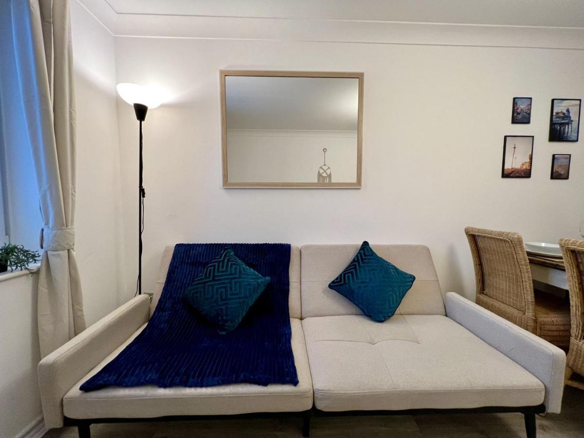 Charming 1Br Next To The Lanes By Sullivan Stays Hove Exterior foto